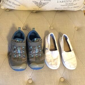 Toddler 12.5 bundle- Merrell and TOMS